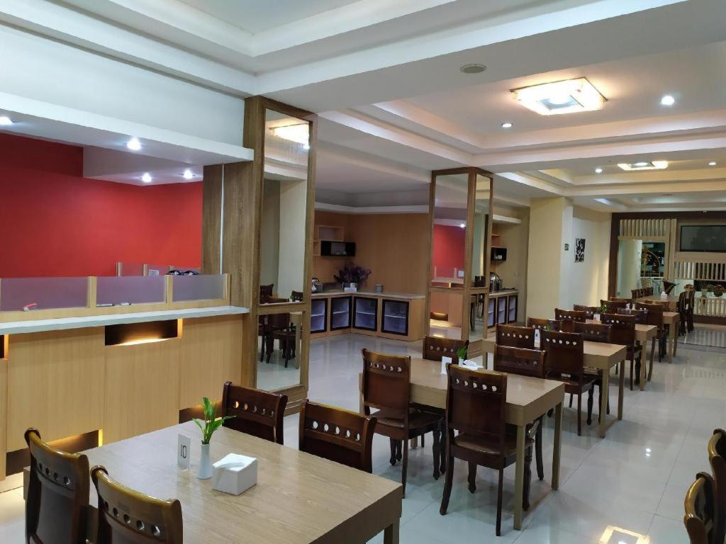Rangkayobasa Hotel Padang Panjang Bukittinggi Exteriör bild